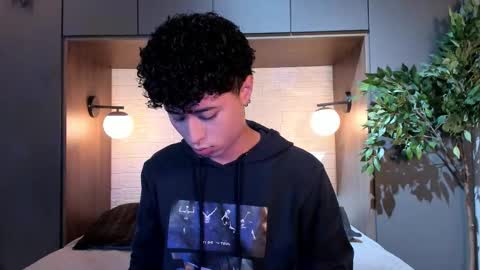 noah_dupont_ online show from March 9, 12:10 pm