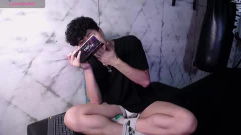 noah_dupont_ online show from March 6, 12:15 pm