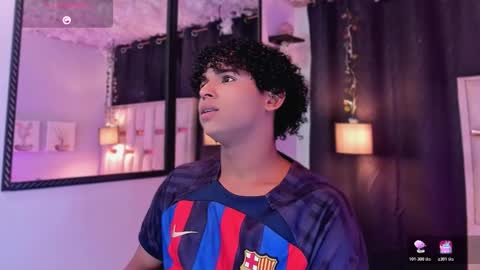 noah_smith04 online show from November 18, 12:30 pm