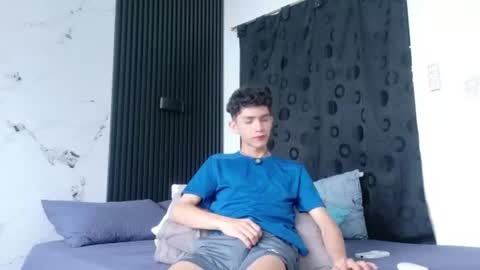 noah tyler  online show from July 12, 3:15 pm