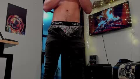 LIAM- noah online show from January 5, 12:10 pm