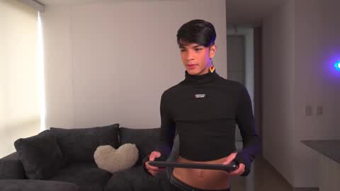 Noah     online show from November 18, 12:08 pm