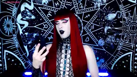 caroline online show from October 25, 2:34 am