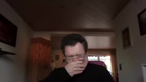 nobbie44 online show from March 3, 4:36 pm