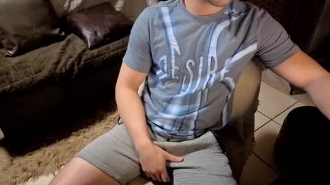 nobudget06 online show from September 10, 1:06 am