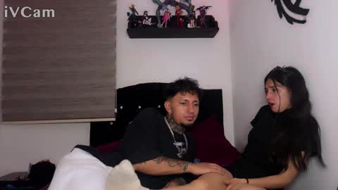 Jean Y Isa online show from December 5, 5:50 am