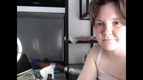 nodarell online show from May 12, 4:16 pm