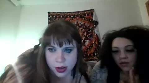 noddygod98 online show from April 17, 10:39 am