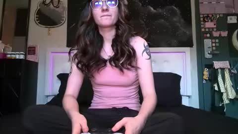 Noelle online show from May 14, 12:20 am