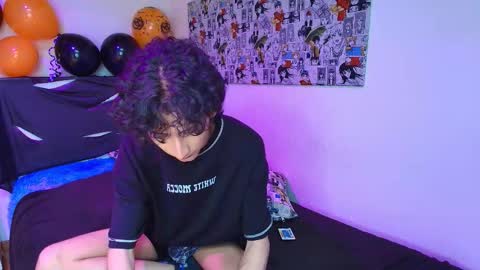 maxie online show from November 2, 3:01 pm