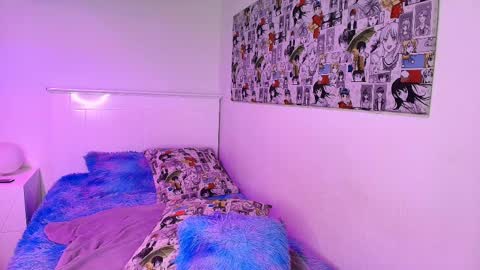 maxie online show from September 30, 4:01 am