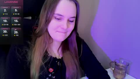 noir_ember_ online show from March 29, 6:09 pm