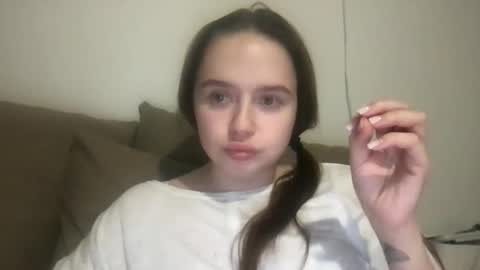 Noiryn online show from November 13, 3:04 pm