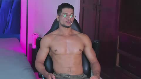 Im Nolan  online show from March 30, 9:37 pm