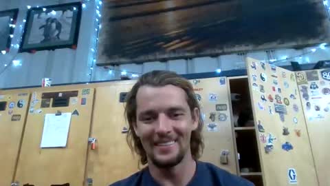 nomadicouple online show from November 9, 12:25 am