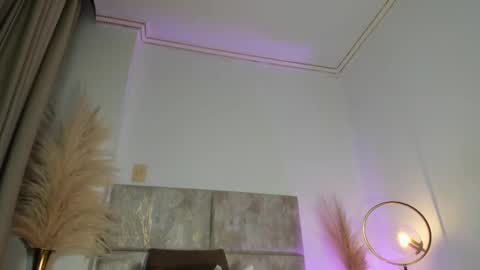 Nora Da Silva online show from October 4, 12:25 pm