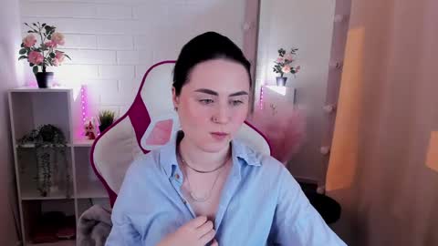 Nora online show from April 21, 6:42 am