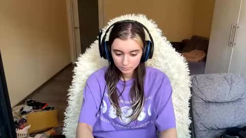 Elena online show from April 14, 8:39 am