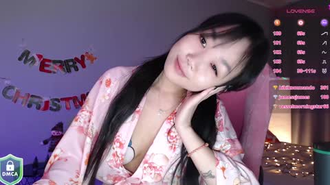 Snapshot of norma_blum chatting on December 19, 3:40 am eva online show from December 19, 3:40 am