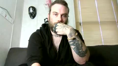 norsirish online show from October 31, 9:26 pm