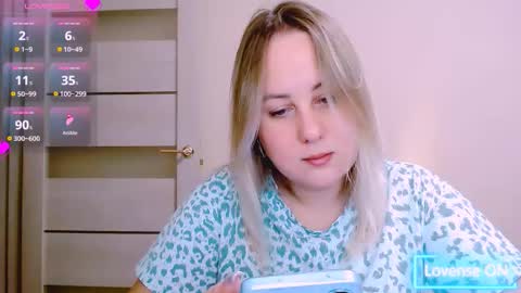 hi glad to chat online show from November 2, 11:21 am