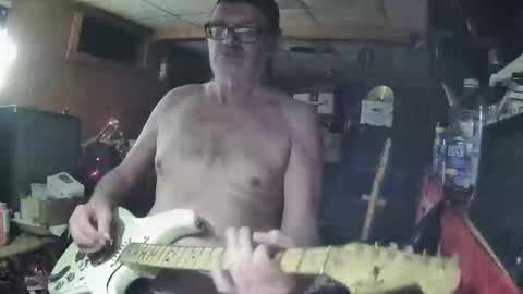 notflamingfart online show from March 7, 1:16 am