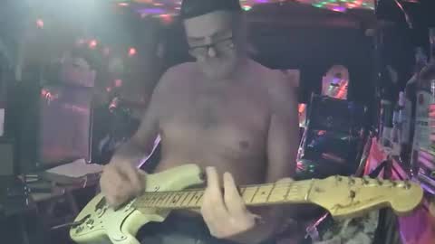 notflamingfart online show from February 19, 6:29 pm