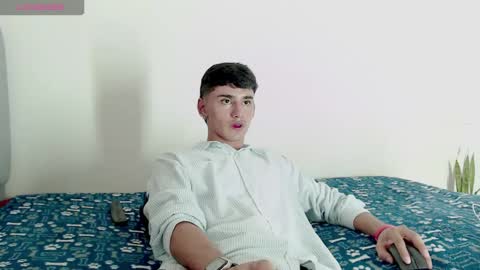 nova__19 online show from December 16, 7:20 pm