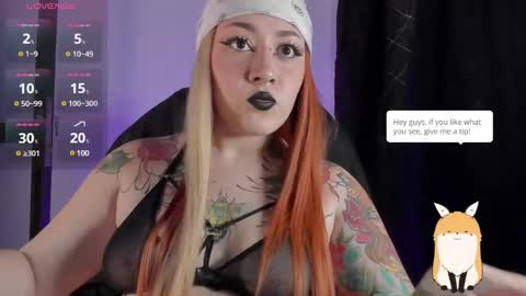 Snapshot of nova_gara chatting on February 26, 8:15 pm  s online show from February 26, 8:15 pm