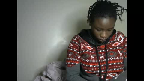 novaah online show from December 23, 4:40 am