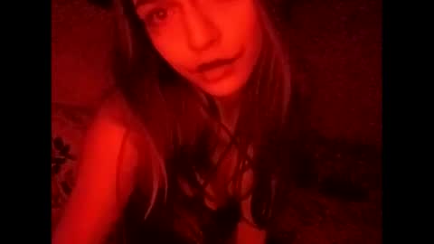 novalovelle online show from January 13, 9:50 am