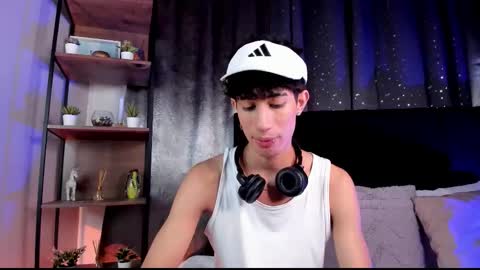 Nova online show from November 27, 9:11 pm