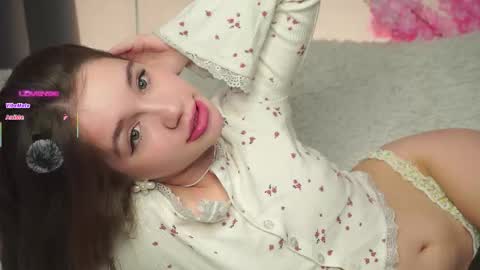 Dina online show from October 5, 1:25 am