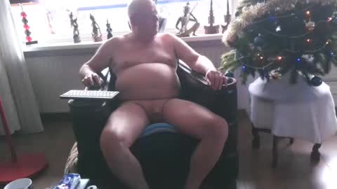 Snapshot of nudejohn chatting on December 31, 11:09 am Nudejohn online show from December 31, 11:09 am