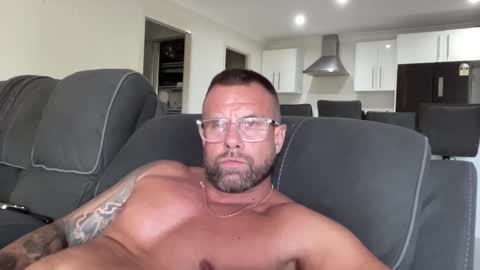 nudemoto online show from November 30, 8:16 pm