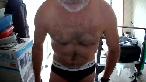 nudist6970 online show from May 18, 1:26 am