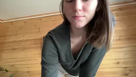 Ema online show from October 3, 6:43 am