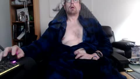 nursefan online show from November 15, 9:22 am