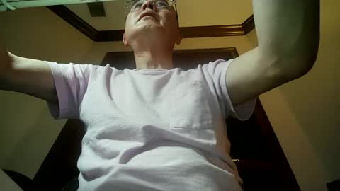 Showme online show from April 19, 5:52 am