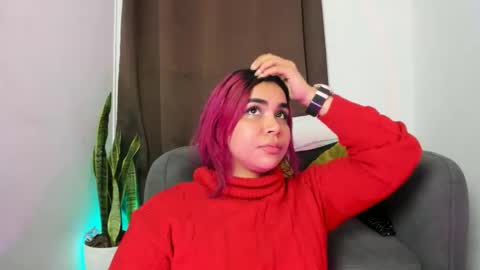 Nia online show from January 6, 1:31 am