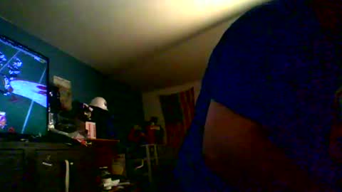 nyisles00 online show from September 21, 8:02 pm