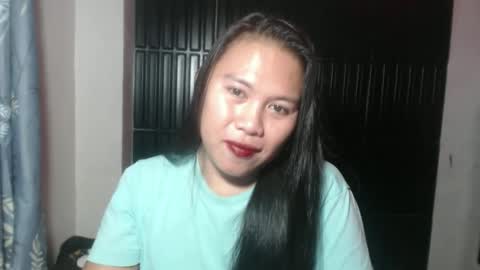 nylecummer online show from June 9, 9:25 pm