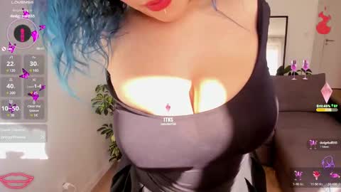Snapshot of nymphadora__ chatting on February 25, 2:48 pm Steff online show from February 25, 2:48 pm