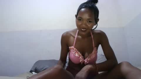 nympholinha online show from March 3, 7:07 pm