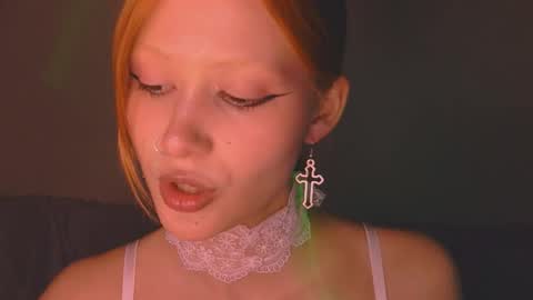 nyra_thira online show from November 19, 10:52 pm