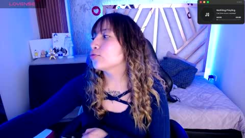 Alex   .    online show from April 3, 2:07 am