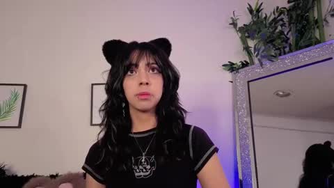   online show from October 7, 6:42 am