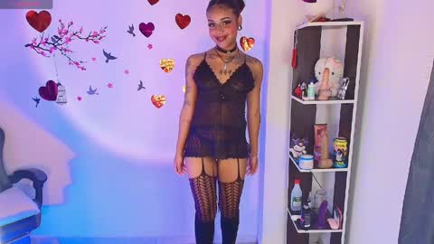 NYXHELLSQUEEN online show from March 31, 10:10 pm