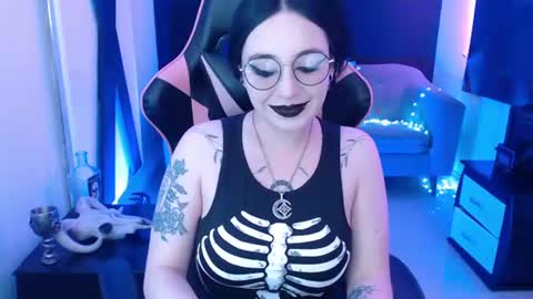 Nyx online show from June 17, 1:49 pm