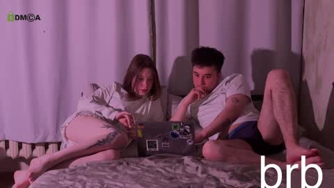 miki online show from April 13, 5:06 pm